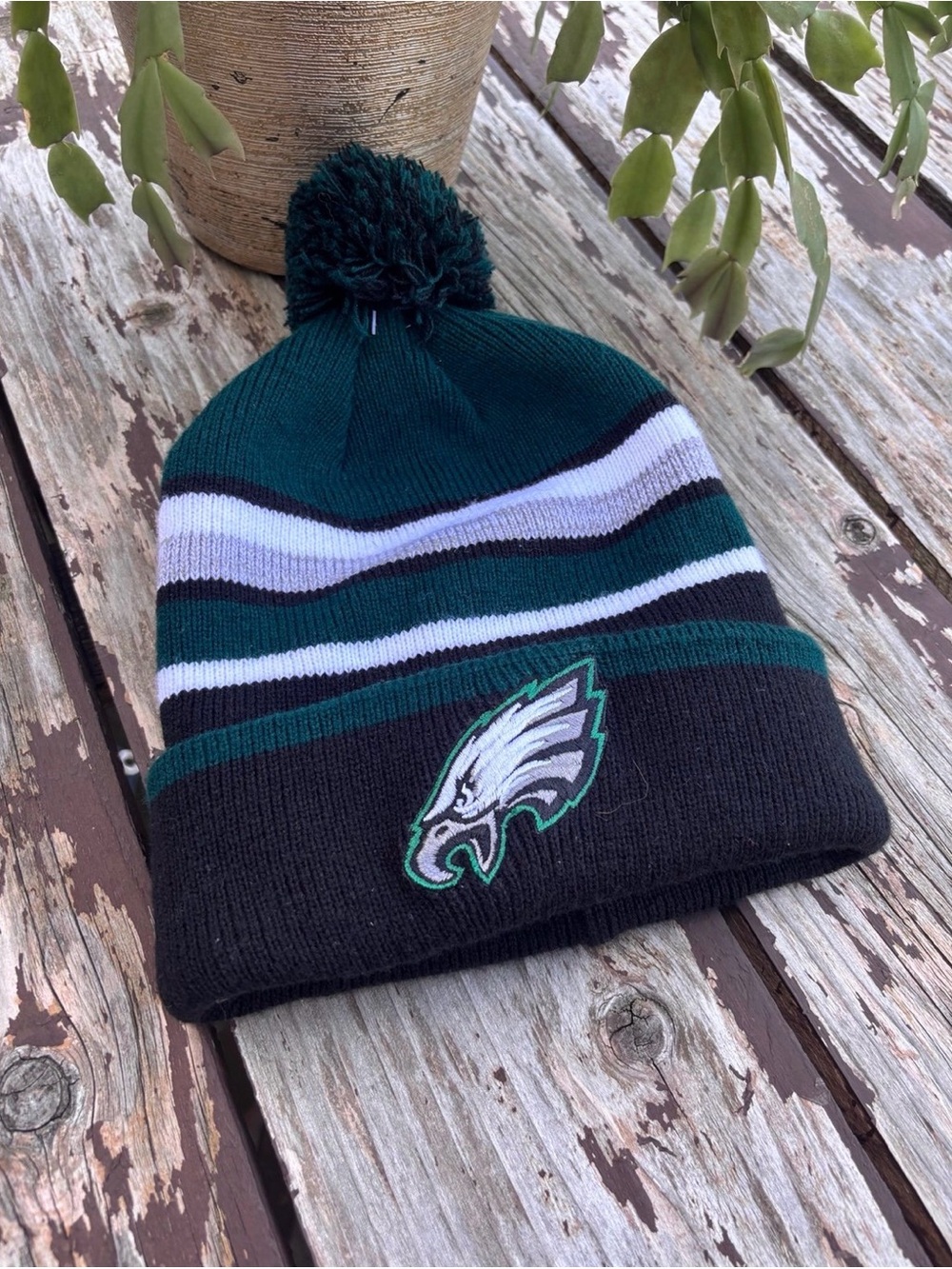 Philadelphia Eagles NFL Pom Beanie Green Black Striped